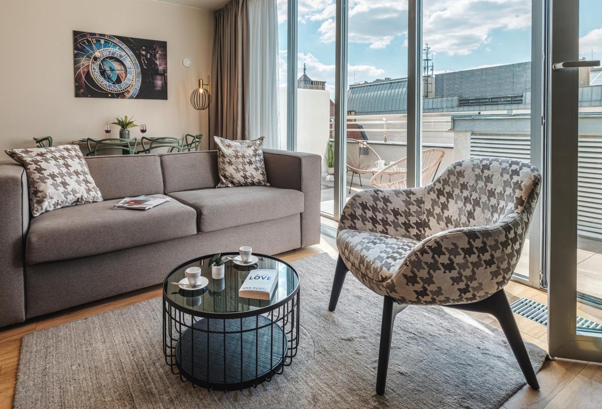 Vn17 Rooftop Suites By Adrez Praga Exterior foto